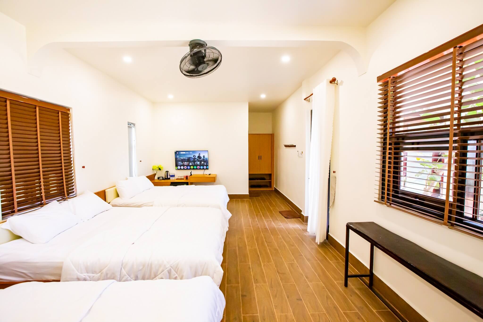 Nơi gió kể chuyện,biển hát tình ca.