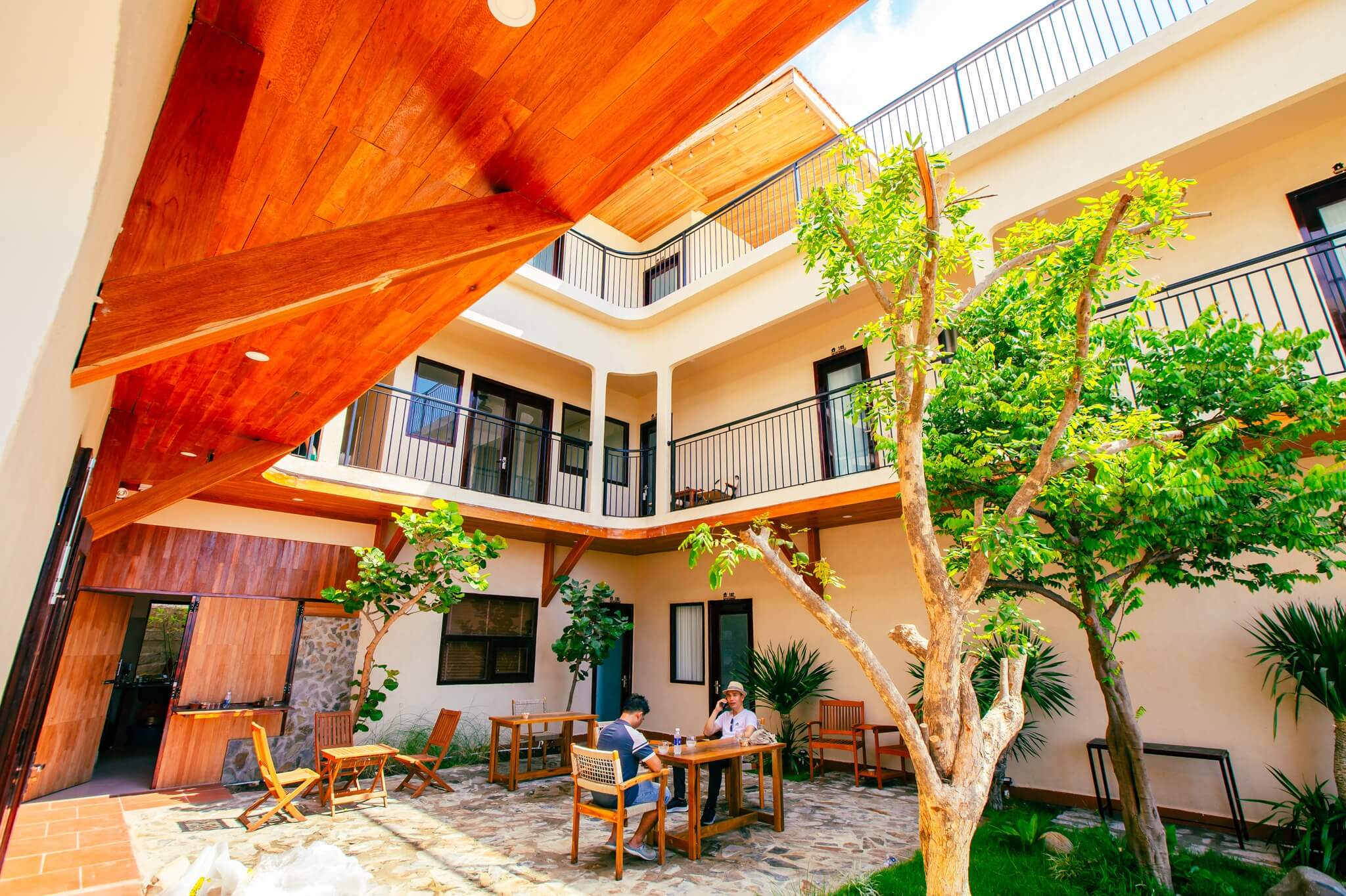 Nơi gió kể chuyện,biển hát tình ca.